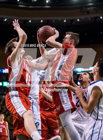 Thumbnail 3 in Waltham vs Newton South (TD Garden Good Sports Invitational) photogallery.