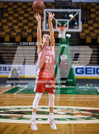 Thumbnail 2 in Waltham vs Newton South (TD Garden Good Sports Invitational) photogallery.