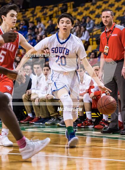 Thumbnail 3 in Waltham vs Newton South (TD Garden Good Sports Invitational) photogallery.