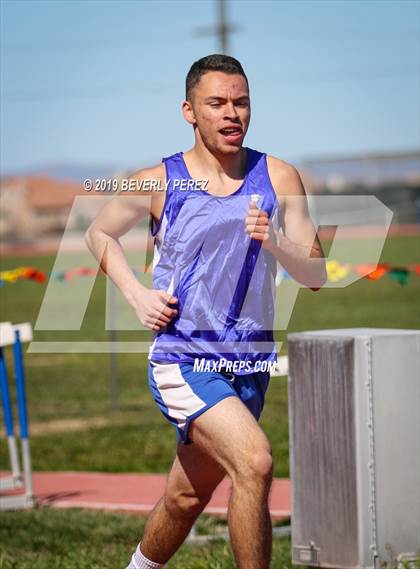 Thumbnail 3 in Highland vs Littlerock vs Eastside (400m) photogallery.