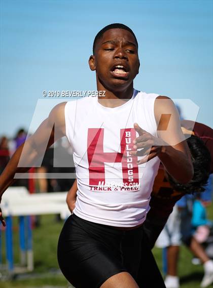 Thumbnail 2 in Highland vs Littlerock vs Eastside (400m) photogallery.