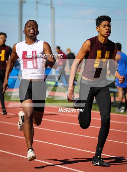 Thumbnail 3 in Highland vs Littlerock vs Eastside (400m) photogallery.