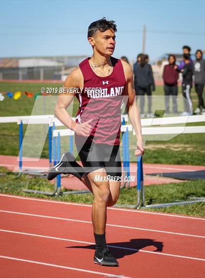 Thumbnail 1 in Highland vs Littlerock vs Eastside (400m) photogallery.