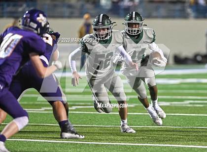 Thumbnail 3 in Buffalo vs. Franklin (UIL 3A D2 Quarterfinal Playoff) photogallery.