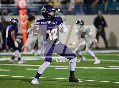 Thumbnail 3 in Buffalo vs. Franklin (UIL 3A D2 Quarterfinal Playoff) photogallery.