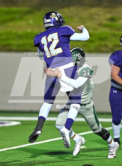 Thumbnail 3 in Buffalo vs. Franklin (UIL 3A D2 Quarterfinal Playoff) photogallery.