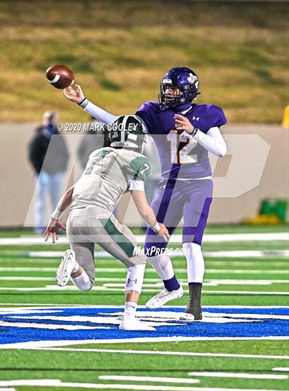 Thumbnail 3 in Buffalo vs. Franklin (UIL 3A D2 Quarterfinal Playoff) photogallery.