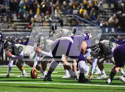 Thumbnail 3 in Buffalo vs. Franklin (UIL 3A D2 Quarterfinal Playoff) photogallery.