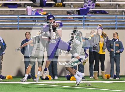 Thumbnail 2 in Buffalo vs. Franklin (UIL 3A D2 Quarterfinal Playoff) photogallery.