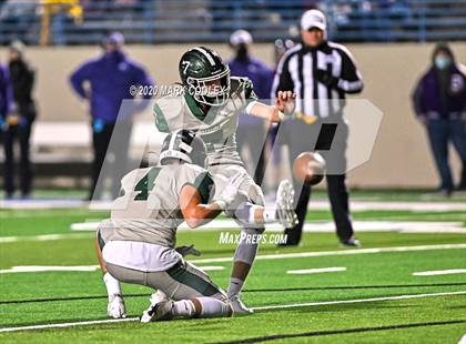 Thumbnail 2 in Buffalo vs. Franklin (UIL 3A D2 Quarterfinal Playoff) photogallery.