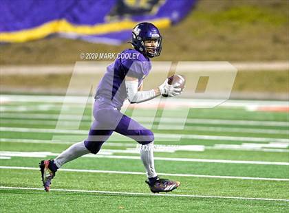 Thumbnail 1 in Buffalo vs. Franklin (UIL 3A D2 Quarterfinal Playoff) photogallery.