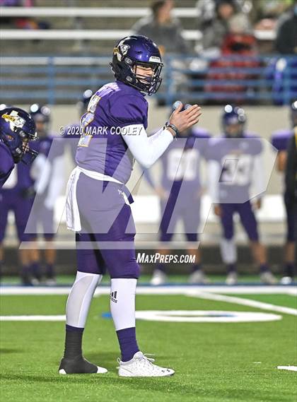 Thumbnail 3 in Buffalo vs. Franklin (UIL 3A D2 Quarterfinal Playoff) photogallery.