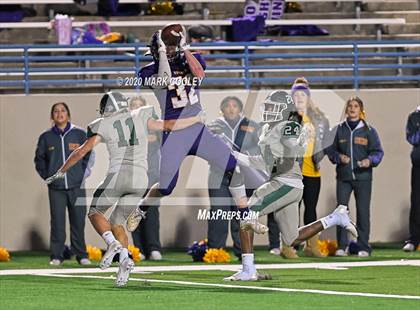 Thumbnail 1 in Buffalo vs. Franklin (UIL 3A D2 Quarterfinal Playoff) photogallery.