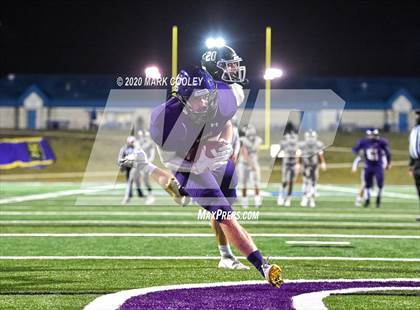 Thumbnail 2 in Buffalo vs. Franklin (UIL 3A D2 Quarterfinal Playoff) photogallery.