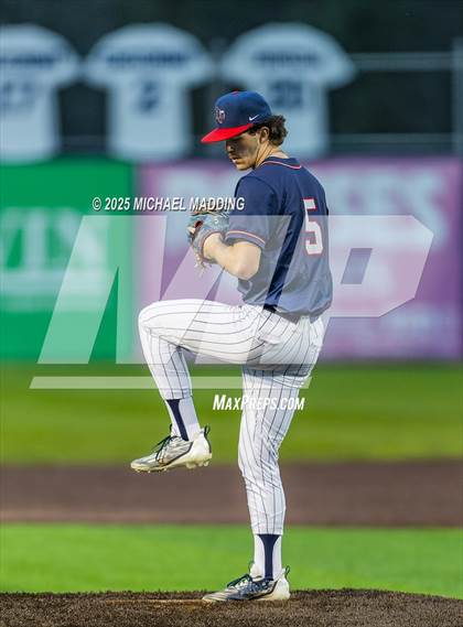 Thumbnail 2 in Hardin-Jefferson @ Barbe photogallery.
