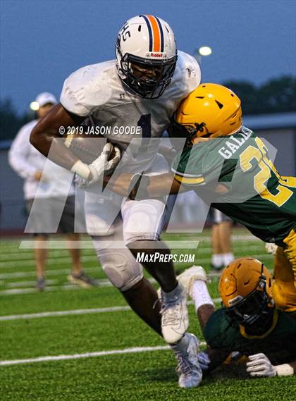 Thumbnail 2 in Gallatin @ Blackman (Spring Scrimmage) photogallery.