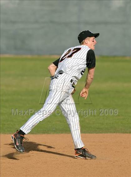 Thumbnail 3 in Mamaroneck vs. Spanish Fork (Anderson Bat National Classic) photogallery.