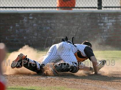 Thumbnail 1 in Mamaroneck vs. Spanish Fork (Anderson Bat National Classic) photogallery.
