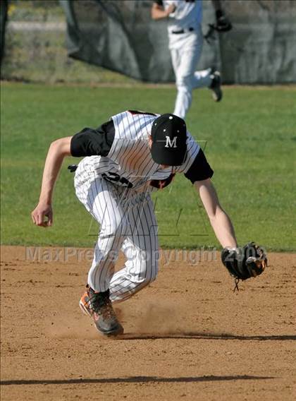 Thumbnail 2 in Mamaroneck vs. Spanish Fork (Anderson Bat National Classic) photogallery.