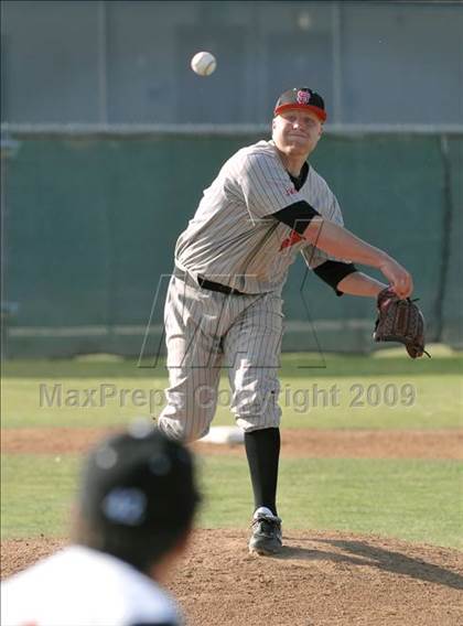 Thumbnail 2 in Mamaroneck vs. Spanish Fork (Anderson Bat National Classic) photogallery.