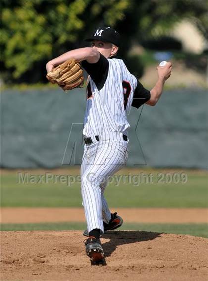 Thumbnail 2 in Mamaroneck vs. Spanish Fork (Anderson Bat National Classic) photogallery.