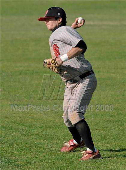 Thumbnail 1 in Mamaroneck vs. Spanish Fork (Anderson Bat National Classic) photogallery.