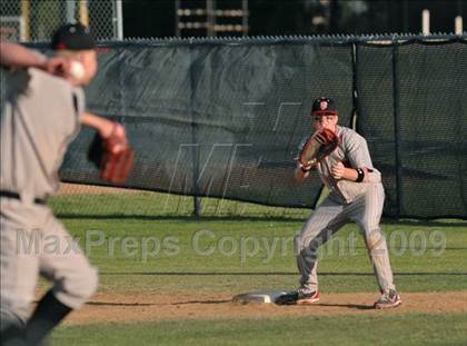Thumbnail 3 in Mamaroneck vs. Spanish Fork (Anderson Bat National Classic) photogallery.