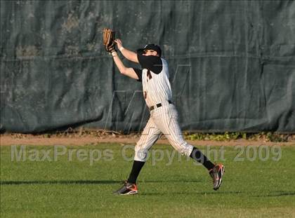 Thumbnail 2 in Mamaroneck vs. Spanish Fork (Anderson Bat National Classic) photogallery.