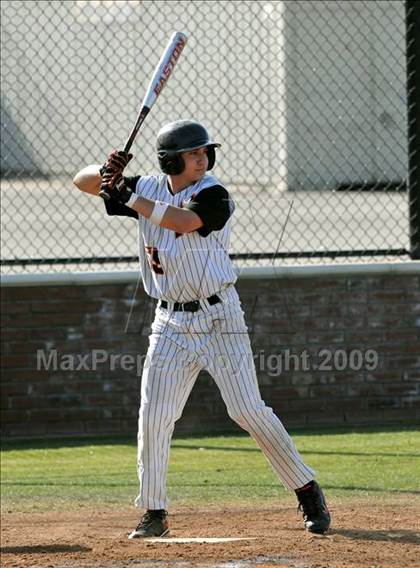 Thumbnail 2 in Mamaroneck vs. Spanish Fork (Anderson Bat National Classic) photogallery.