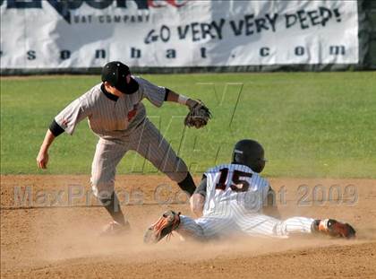 Thumbnail 1 in Mamaroneck vs. Spanish Fork (Anderson Bat National Classic) photogallery.