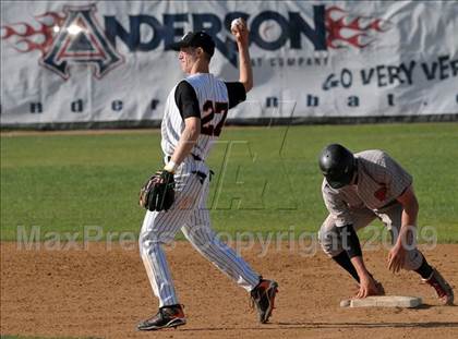 Thumbnail 3 in Mamaroneck vs. Spanish Fork (Anderson Bat National Classic) photogallery.