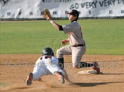 Thumbnail 1 in Mamaroneck vs. Spanish Fork (Anderson Bat National Classic) photogallery.
