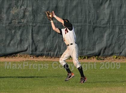 Thumbnail 1 in Mamaroneck vs. Spanish Fork (Anderson Bat National Classic) photogallery.