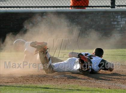 Thumbnail 1 in Mamaroneck vs. Spanish Fork (Anderson Bat National Classic) photogallery.