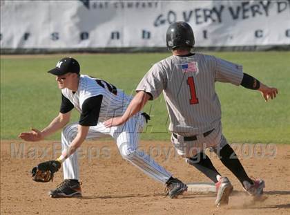 Thumbnail 3 in Mamaroneck vs. Spanish Fork (Anderson Bat National Classic) photogallery.