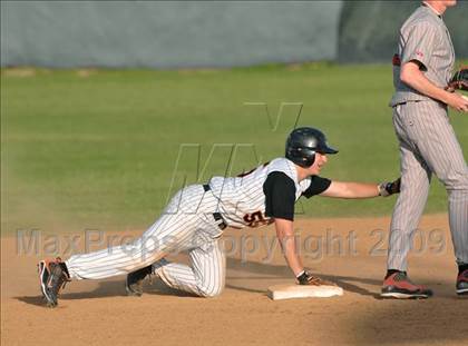 Thumbnail 3 in Mamaroneck vs. Spanish Fork (Anderson Bat National Classic) photogallery.