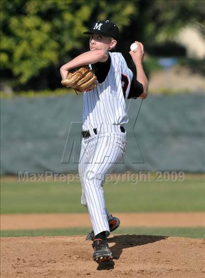 Thumbnail 2 in Mamaroneck vs. Spanish Fork (Anderson Bat National Classic) photogallery.