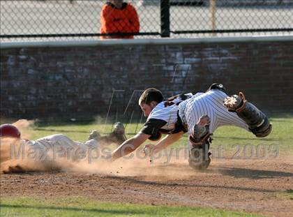 Thumbnail 2 in Mamaroneck vs. Spanish Fork (Anderson Bat National Classic) photogallery.