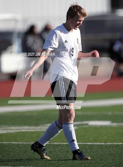 Thumbnail 2 in Del Valle vs. Round Rock (Georgetown Governor's Cup) photogallery.