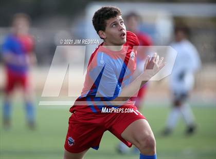 Thumbnail 2 in Del Valle vs. Round Rock (Georgetown Governor's Cup) photogallery.