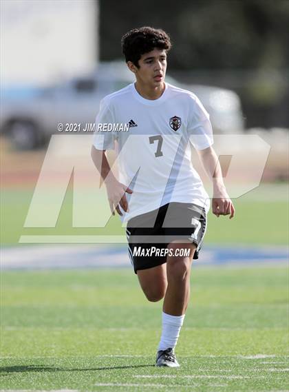 Thumbnail 3 in Del Valle vs. Round Rock (Georgetown Governor's Cup) photogallery.