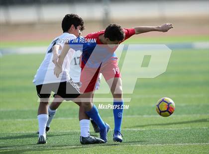 Thumbnail 3 in Del Valle vs. Round Rock (Georgetown Governor's Cup) photogallery.