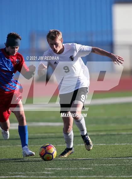 Thumbnail 1 in Del Valle vs. Round Rock (Georgetown Governor's Cup) photogallery.
