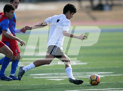 Thumbnail 2 in Del Valle vs. Round Rock (Georgetown Governor's Cup) photogallery.