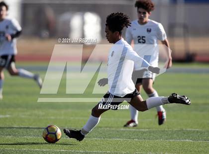 Thumbnail 2 in Del Valle vs. Round Rock (Georgetown Governor's Cup) photogallery.