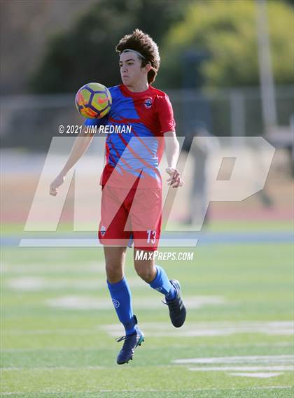 Thumbnail 2 in Del Valle vs. Round Rock (Georgetown Governor's Cup) photogallery.