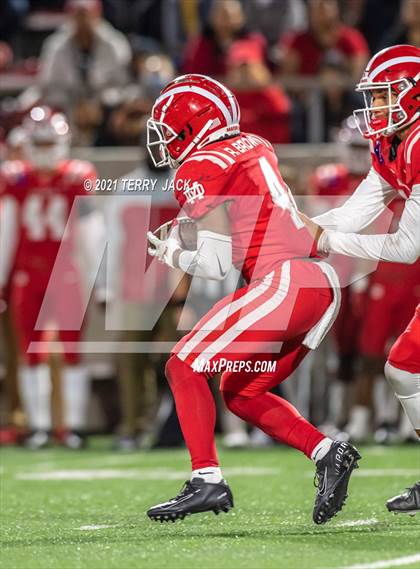 Thumbnail 3 in Servite @ Mater Dei photogallery.
