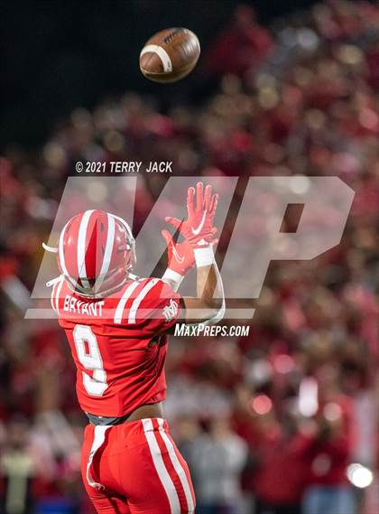 Thumbnail 1 in Servite @ Mater Dei photogallery.