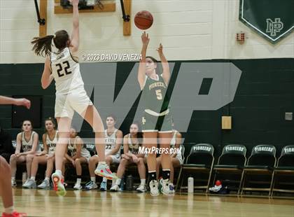 Thumbnail 2 in Oak knoll @ New Providence photogallery.