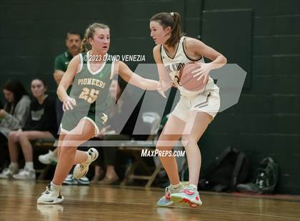 Thumbnail 1 in Oak knoll @ New Providence photogallery.